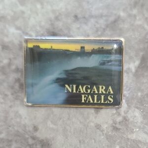 Niagara Falls State Pin Souvenir